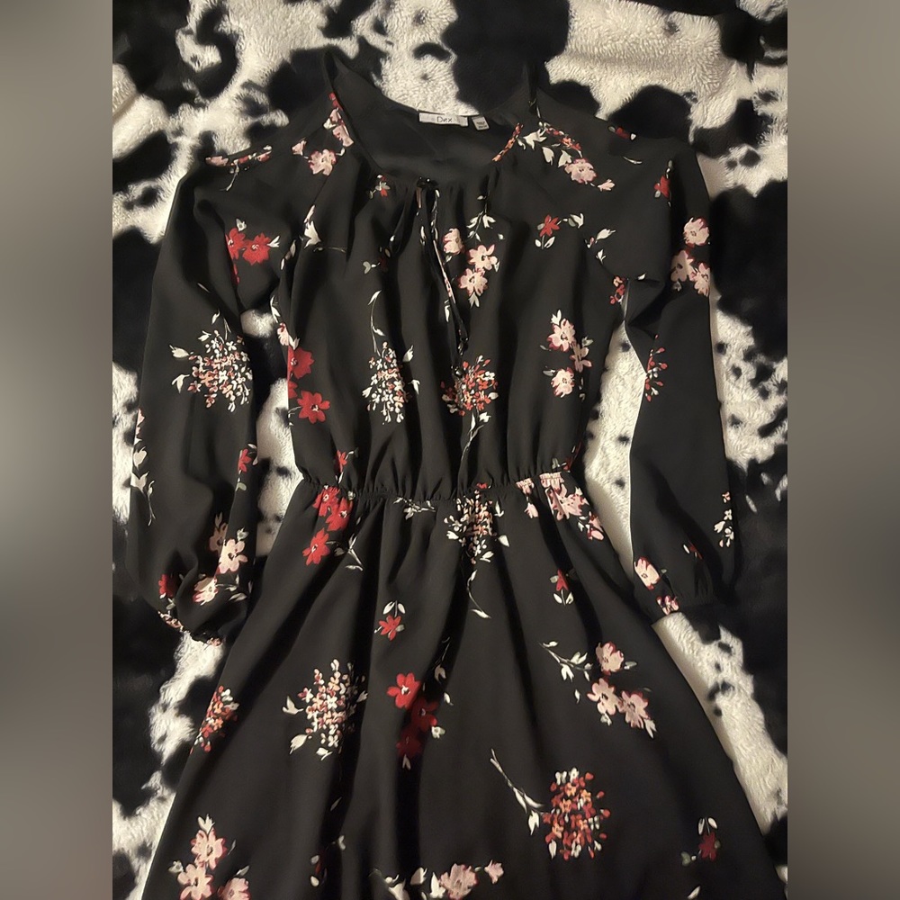 Dex x-small cold shoulder dress
